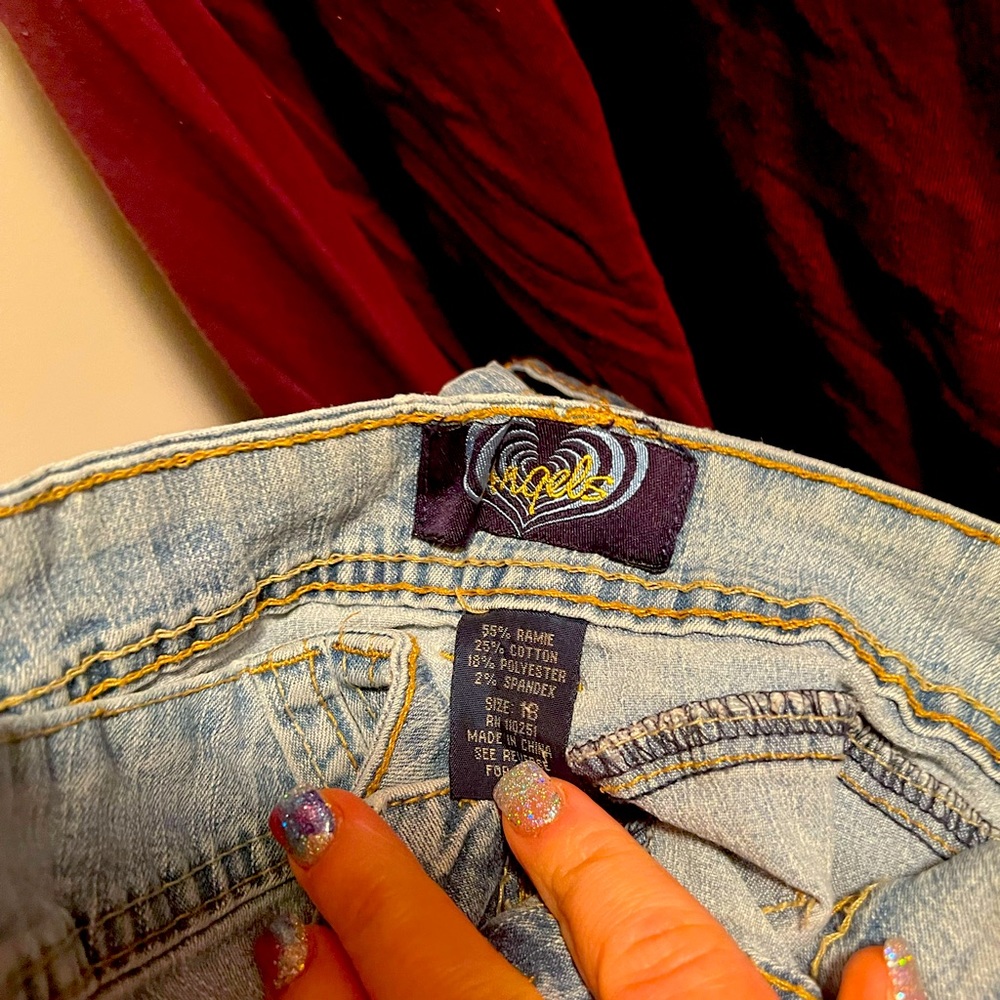 Angels Capris - Picture 3 of 6